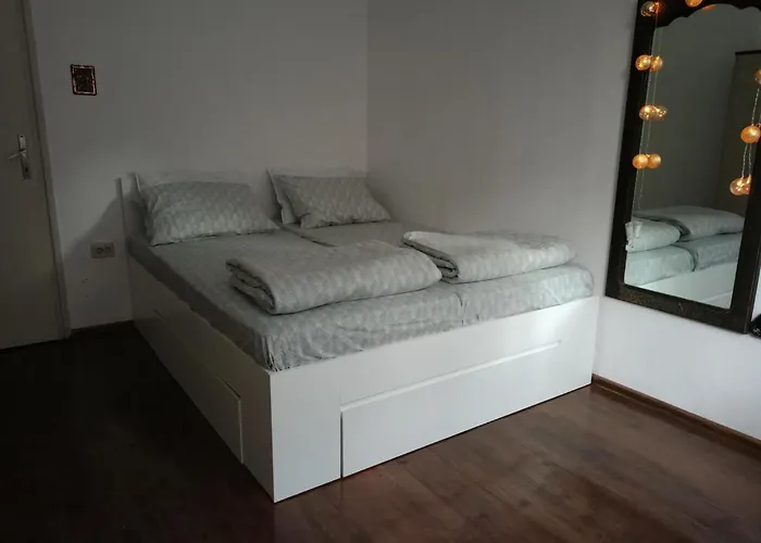 Insta Haus * 플로브디프